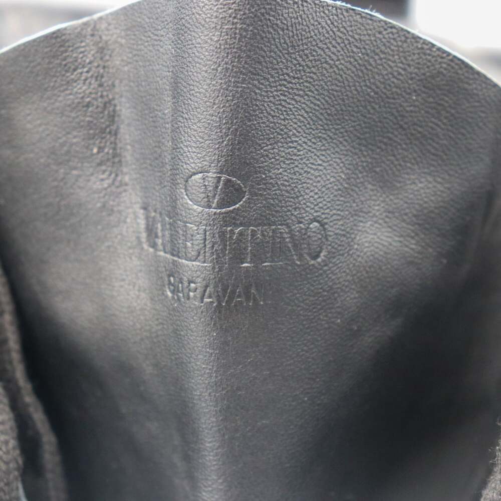 Valentino Garavani Black Leather Rockstud Lug Combat Boot EU 38.5 Fits W 8 / M 6 - Picture 3 of 16